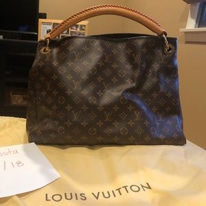 Louis Vuitton Artsy
